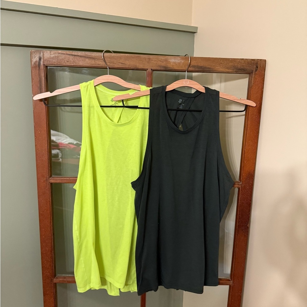SET! Gap Fit Women’s Black and Neon Green Tulip Back Tank Tops Size Small